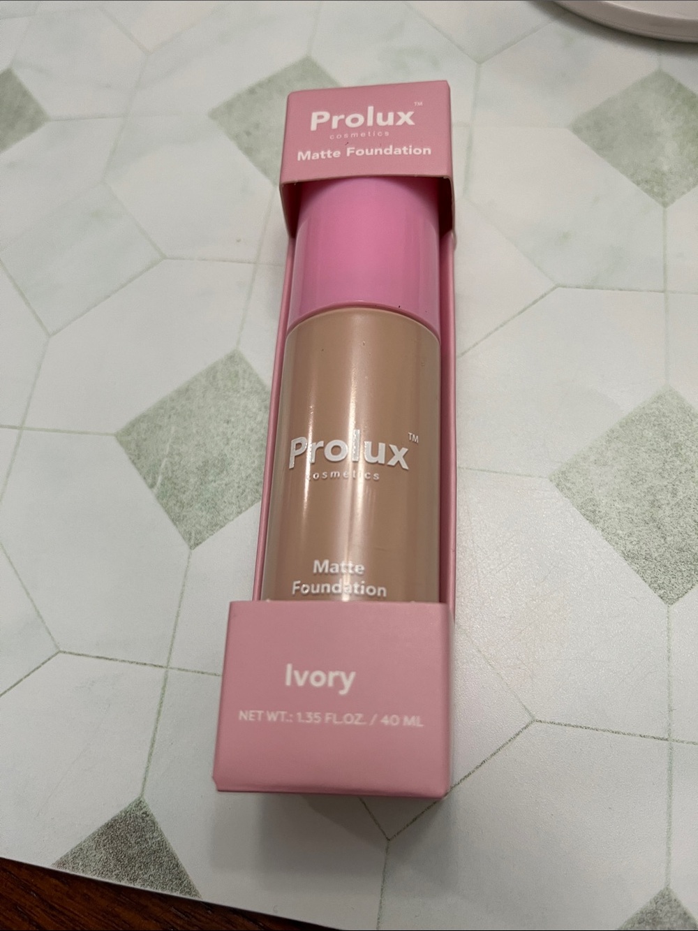 Matte Foundation — Ivory (Light Beige)